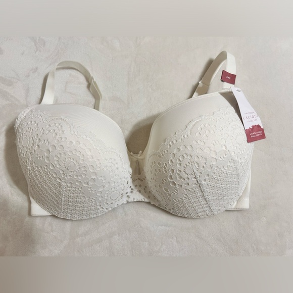 Cacique Cream Textured Full Coverage Bra - Picture 6 of 9